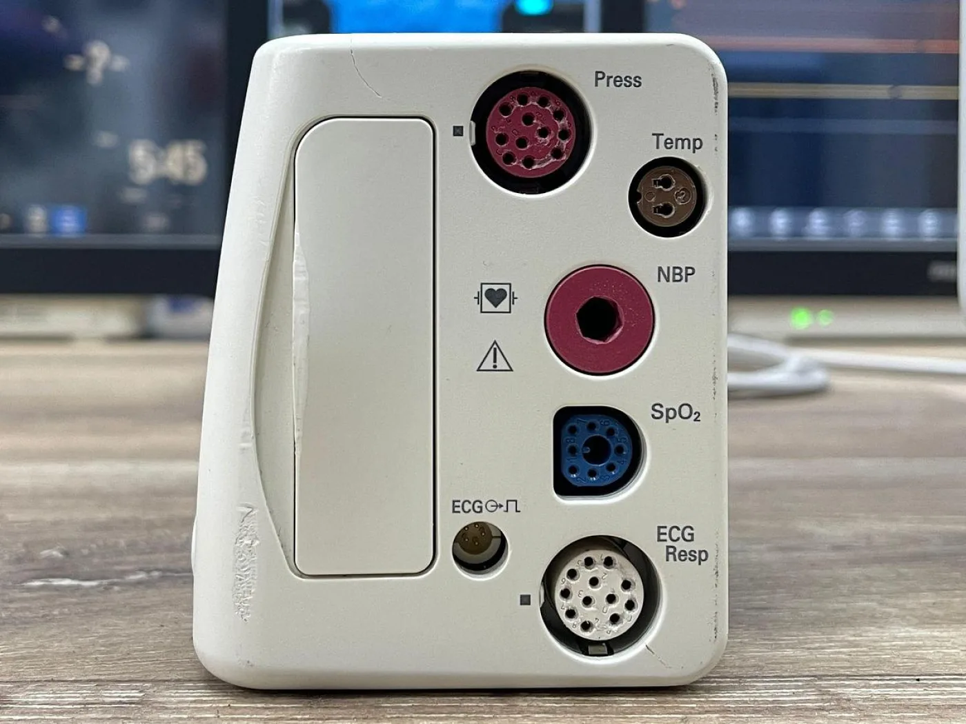 Philips IntelliVue MX 800 Patient Monitor - 6