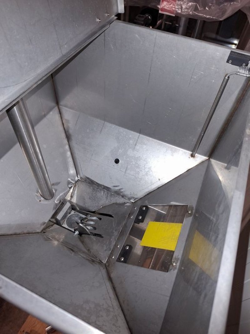 FEEDER BRAND NERI FOR NATURAL CORKS, SECOND-HAND MACHINE