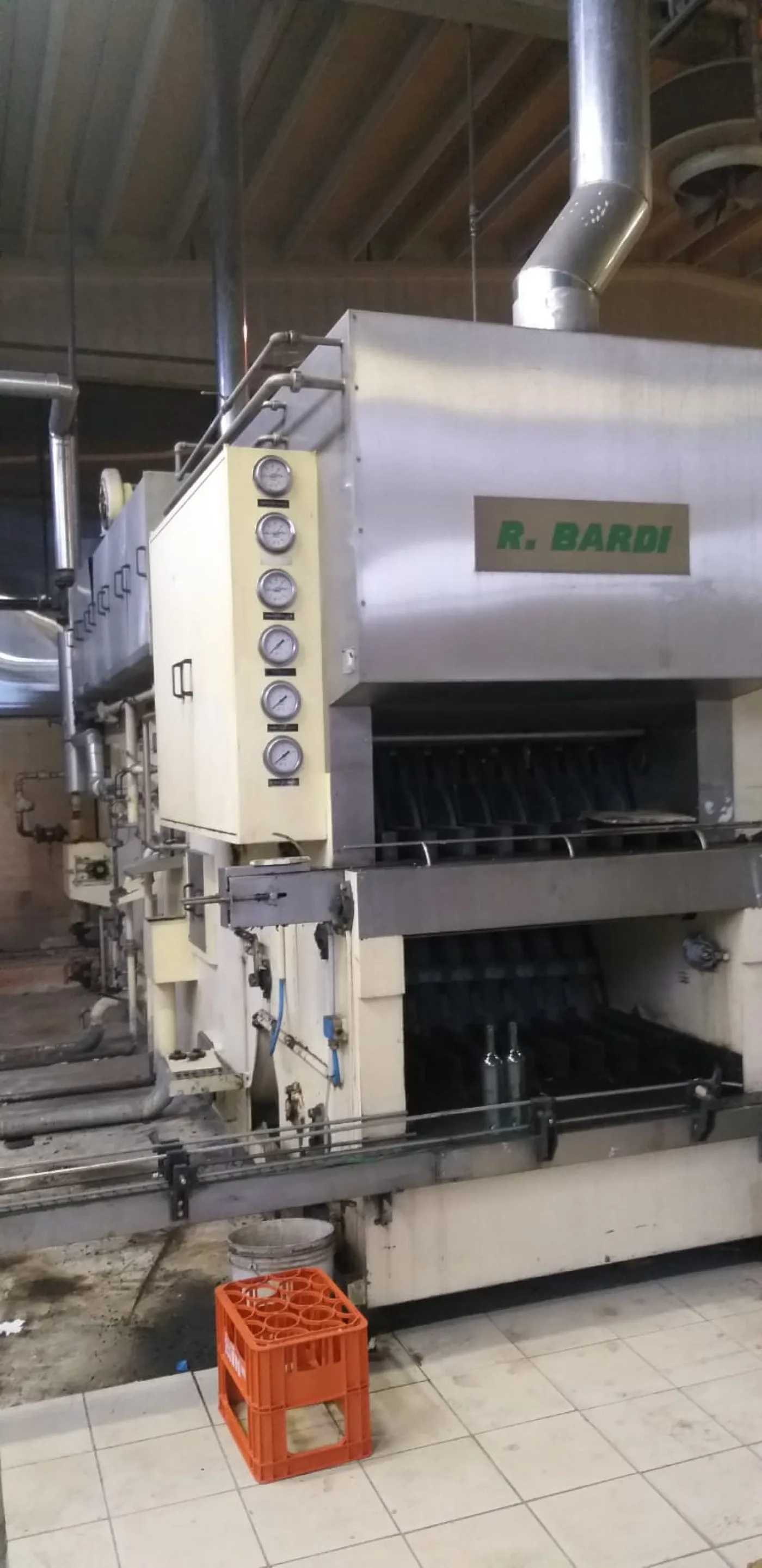 BARDI BOTTLE WASHER WITH 8 RANKS, SECOND-HAND MACHINE - 3