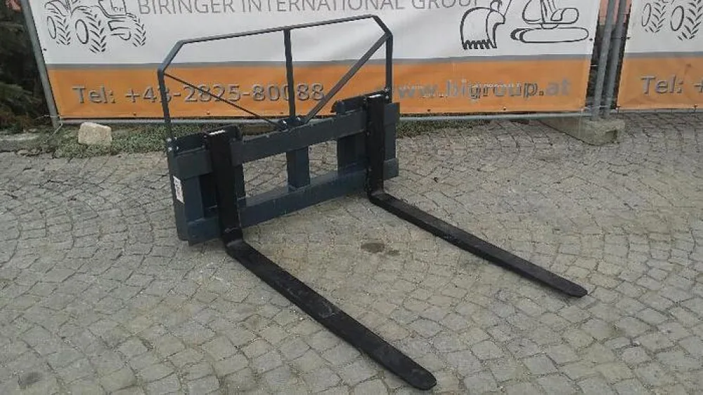 Palettengabel 120 cm mit Bobcat 90 cm Aufnahme