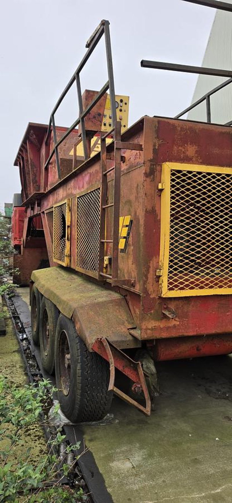 Extec Twin-shaft Shredder Crusher