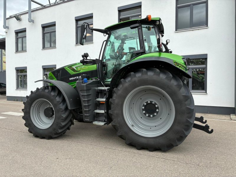 Schlepper Deutz-Fahr Agrotron 6230 TTV Warrior
