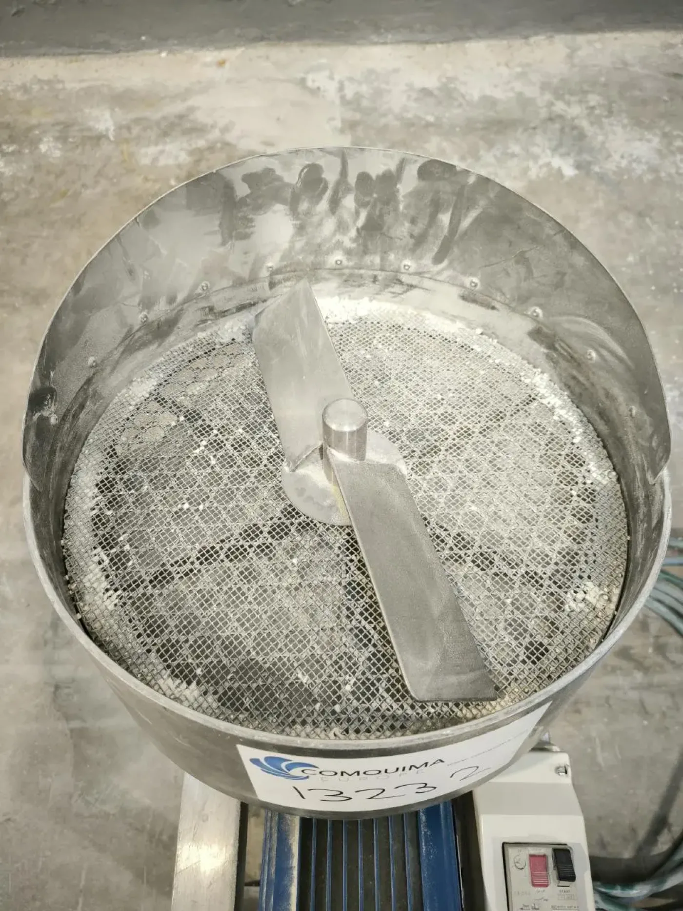 STAINLESS STEEL SIEVER - 3