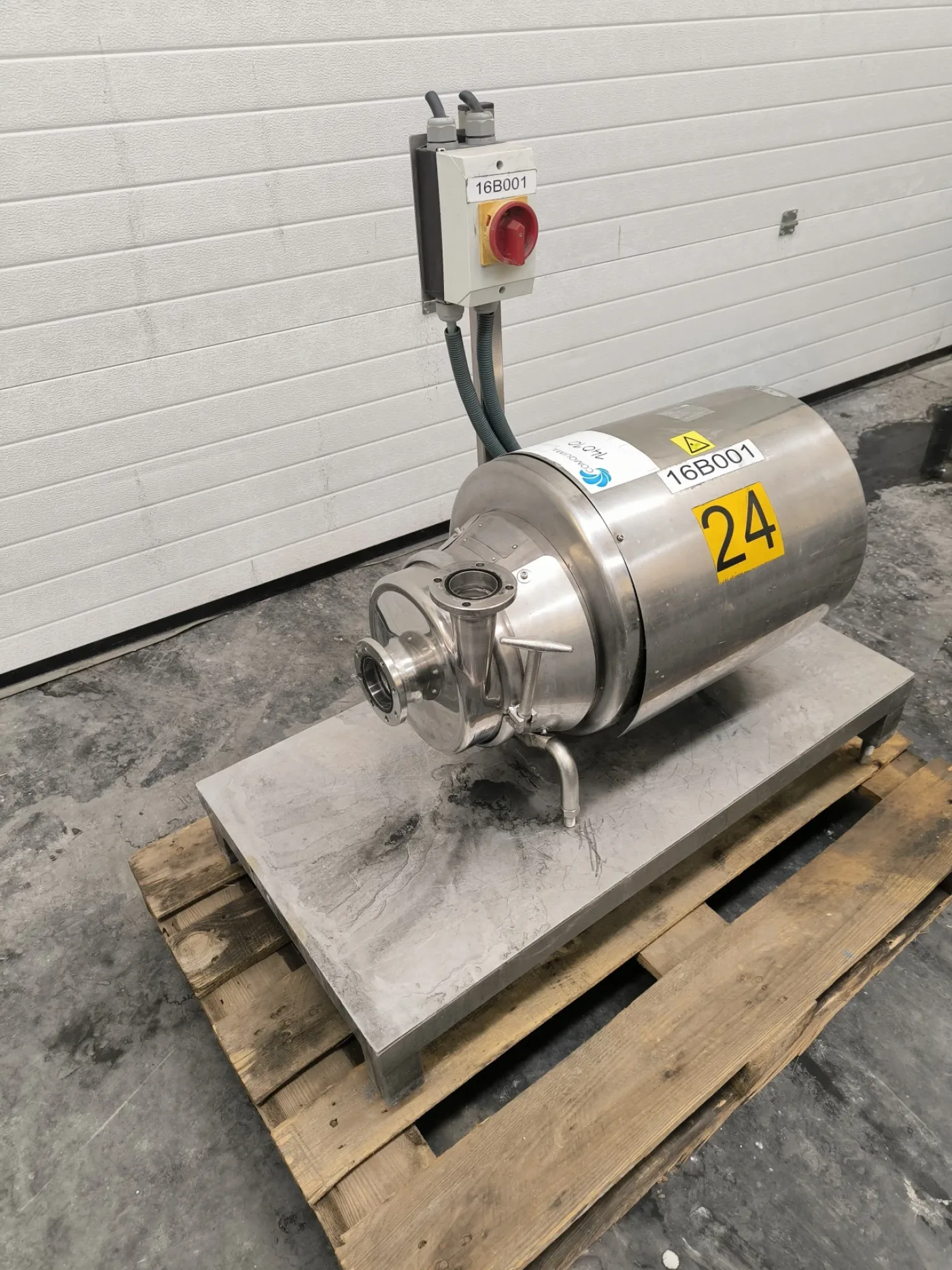 CENTRIFUGAL PUMP INOXPA S-35 F 7.5 KW - 2