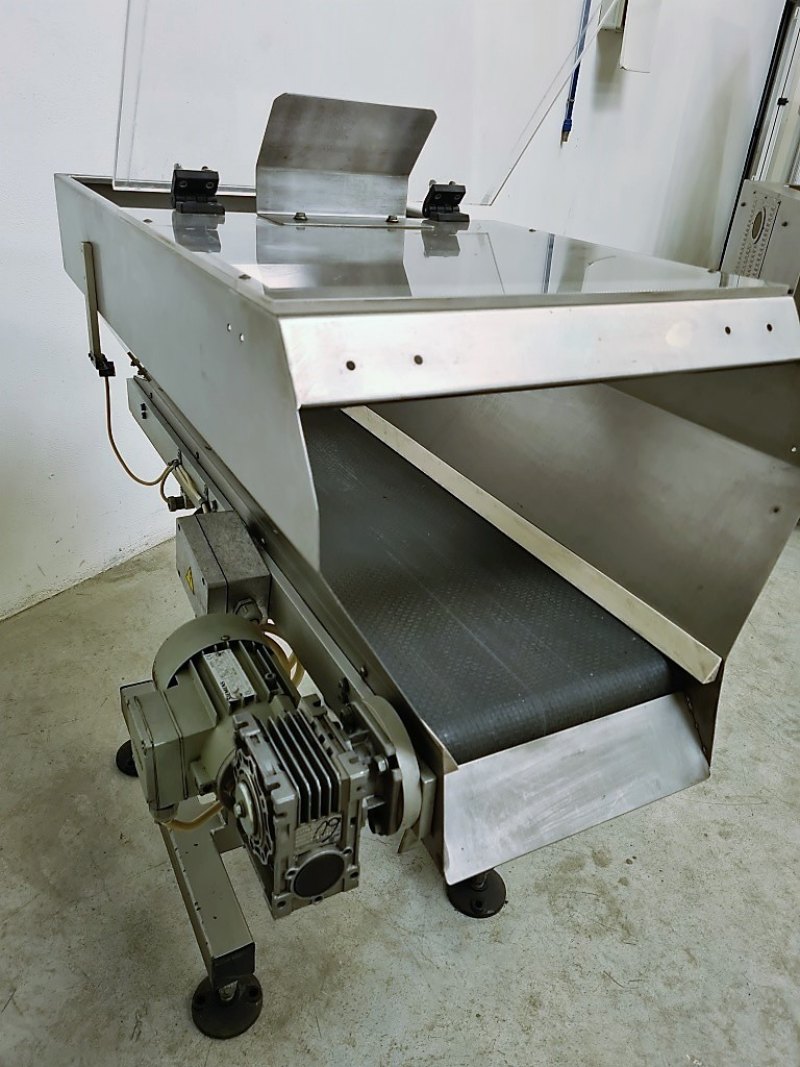 ALIMENTATORE A NASTRO