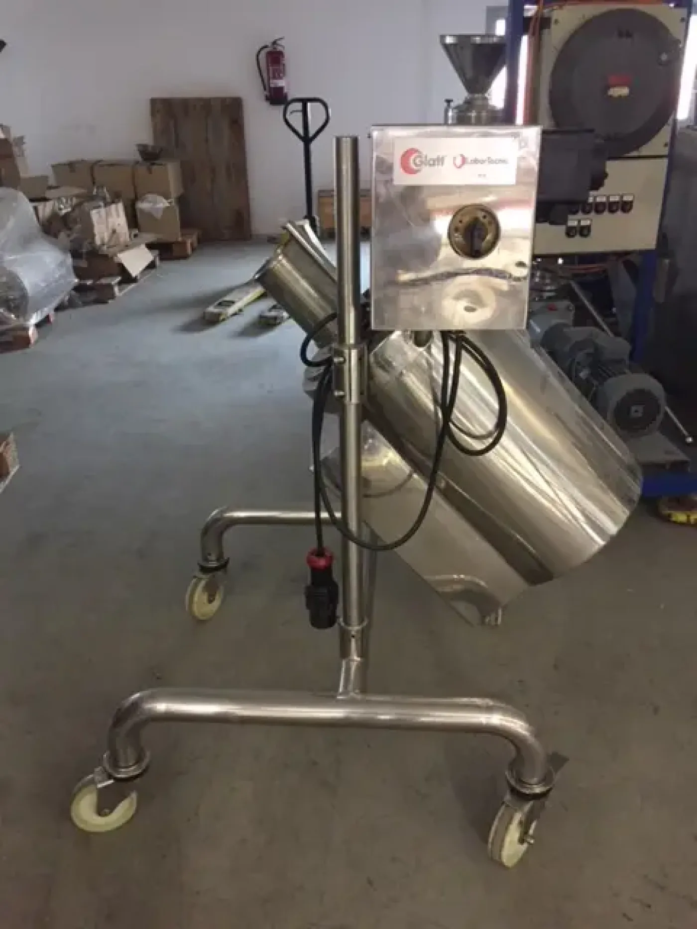 USED GLATT LABORTECNIC TR-120 SIEVER MACHINE - 2