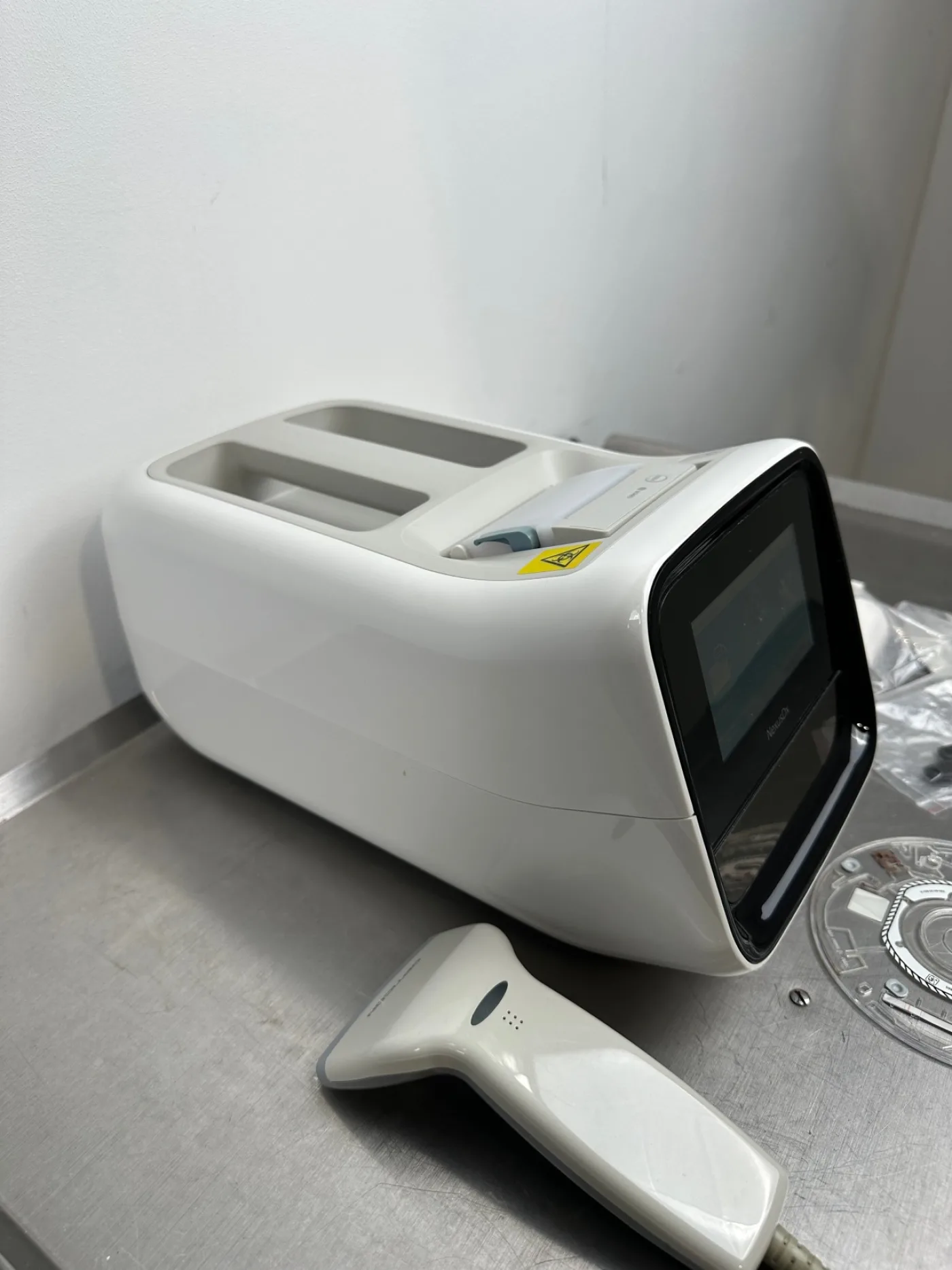 Nexus IB10 DX Immunoassay-Analysator - 3