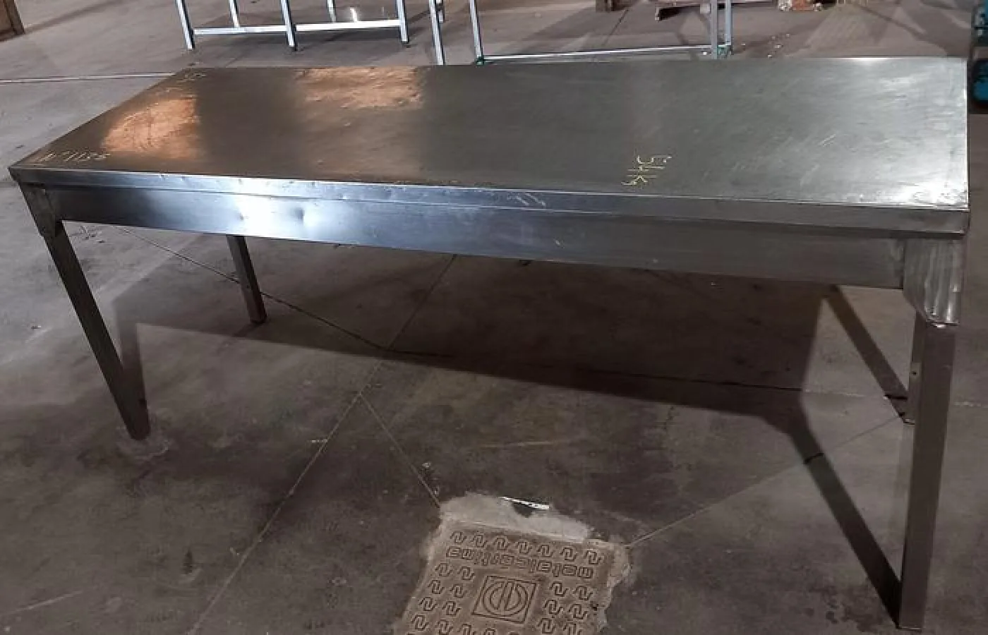 Mesa de inox 2X0,7 metros - 1