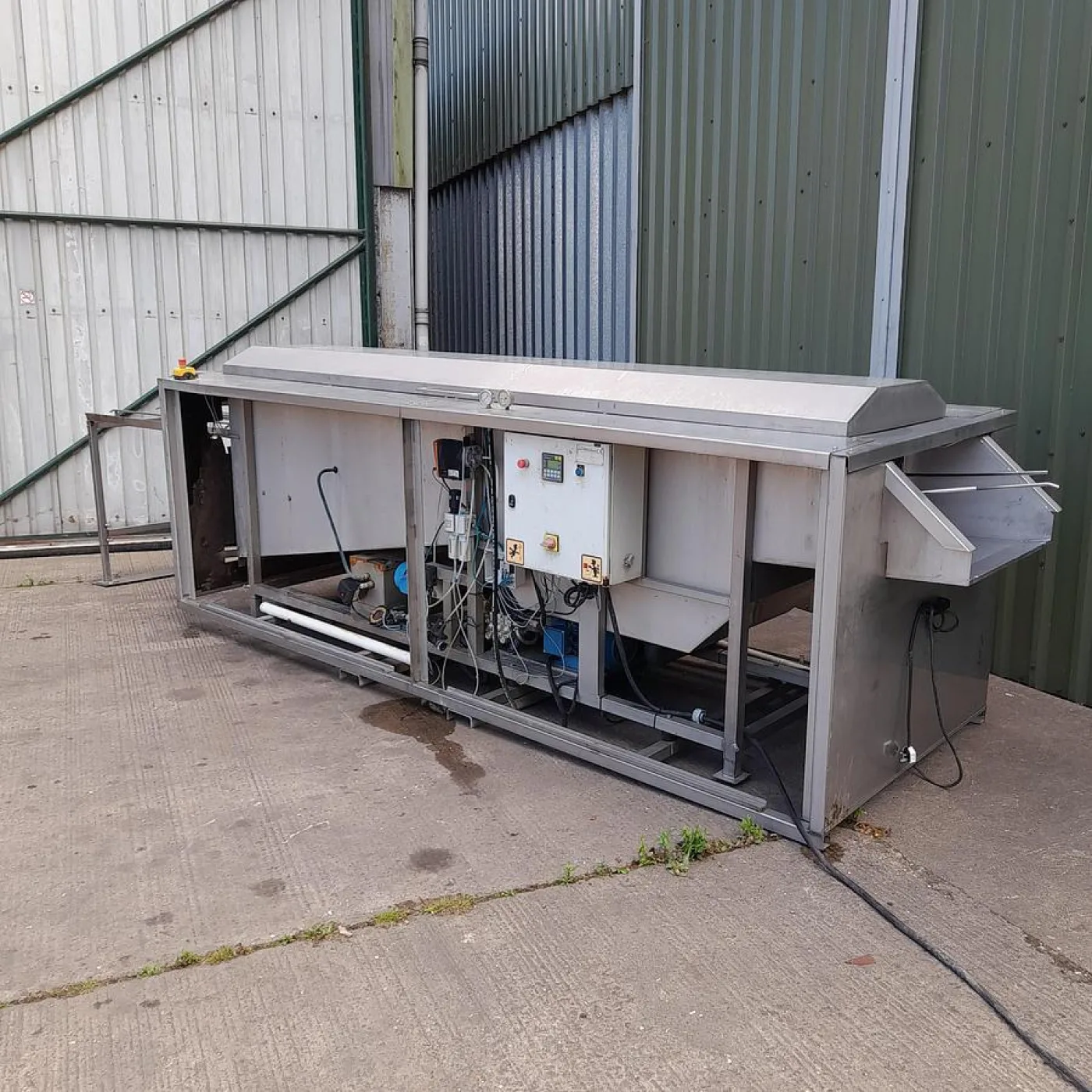 Crate Washer - 1
