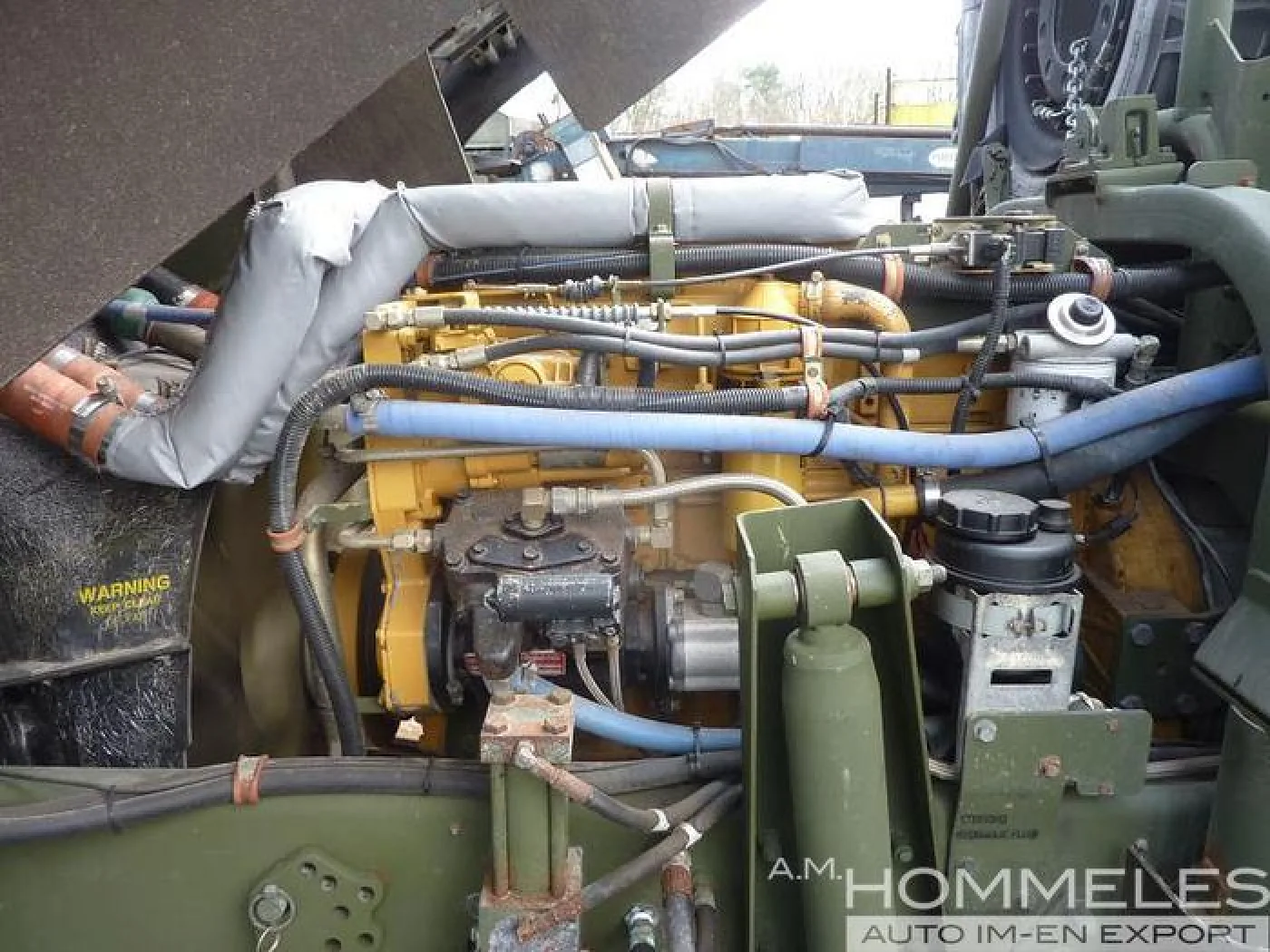Stewart & Stevenson M1084 MTV 6X6 - 2