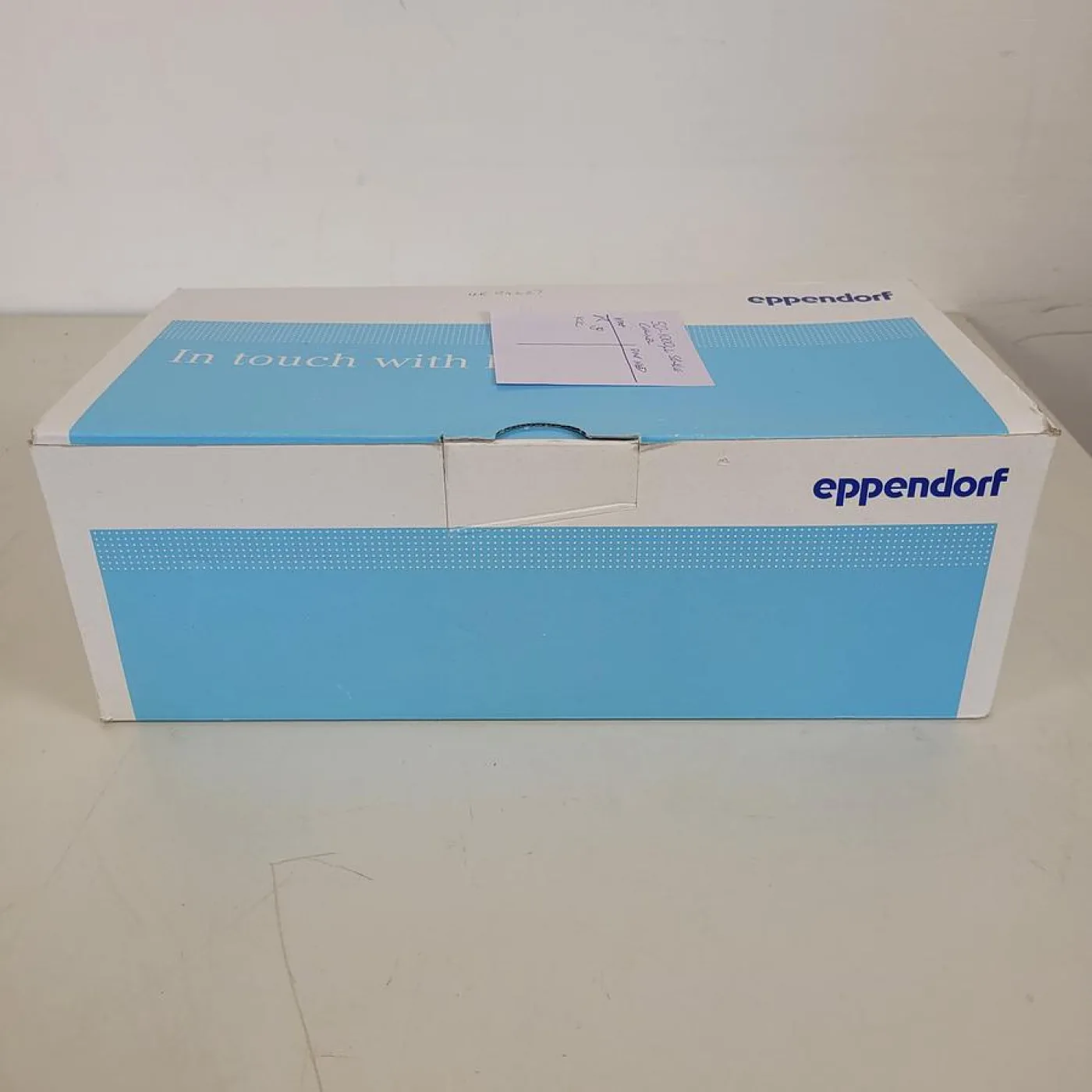Eppendorf Xplorer plus electronic pipette - 3
