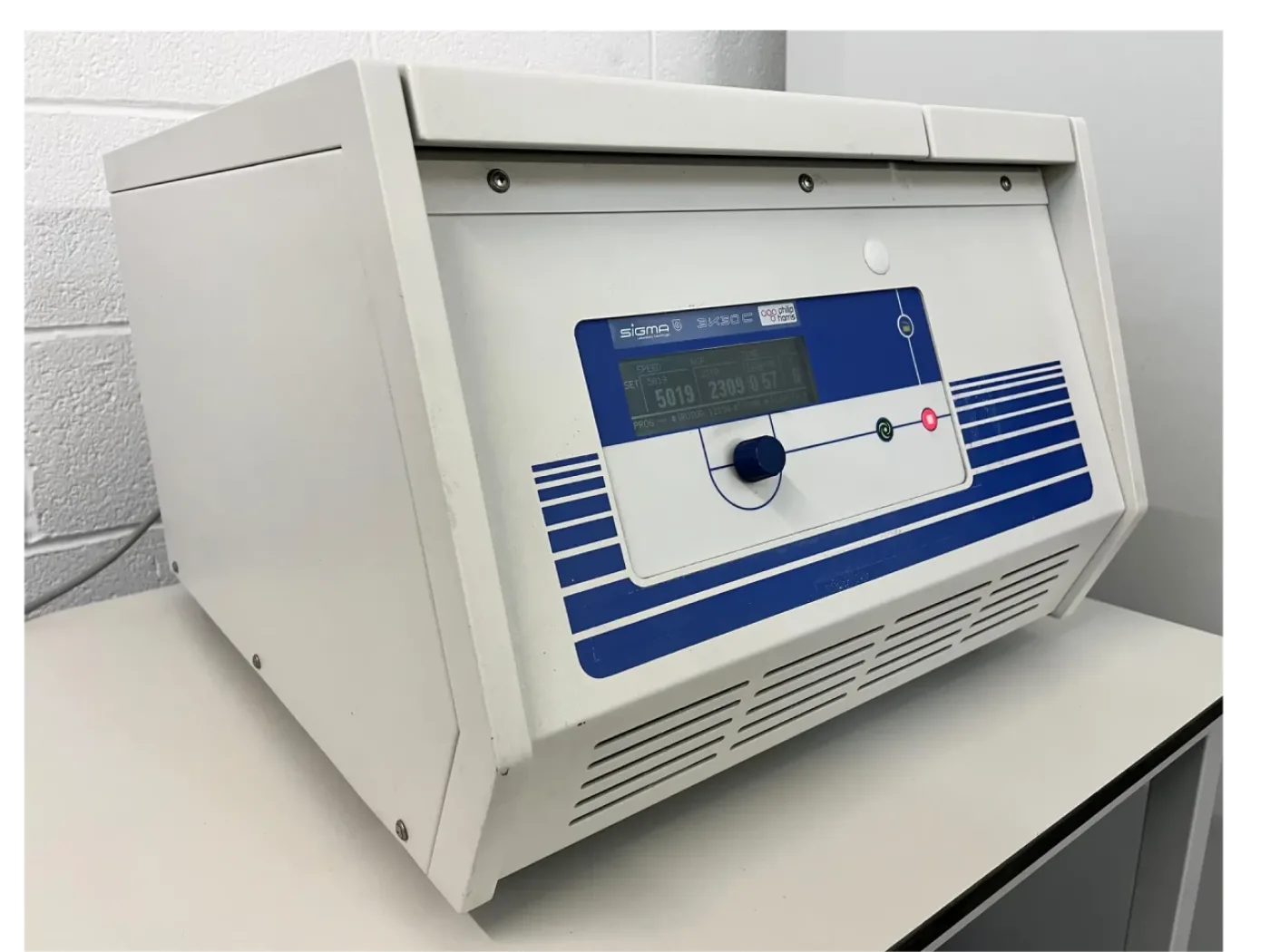 Sigma 3K30C Refrigerated Centrifuge - 3