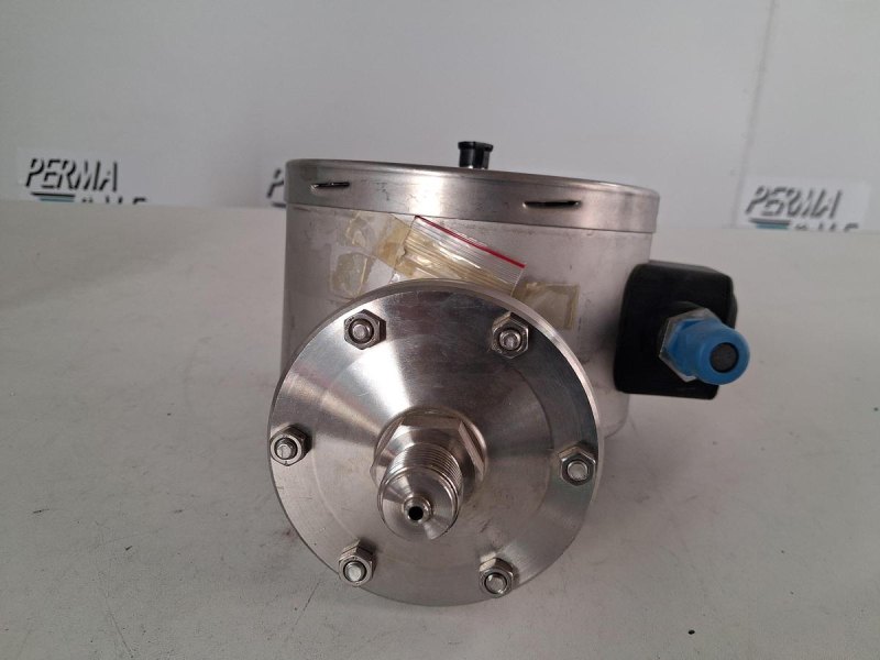 WIKA 831.12 Pressure Gauge -1 to +3 bar with Inductive Contact