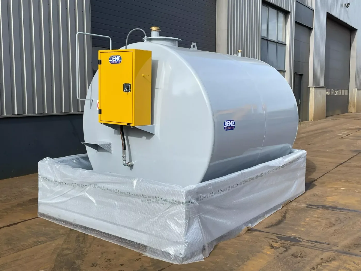 Emiliana Serbatoi TF9/50 9000Ltr - 4