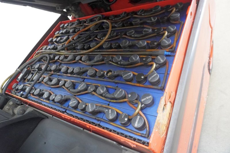 Frontstapler Linde E 30/600 H 387 (2018)