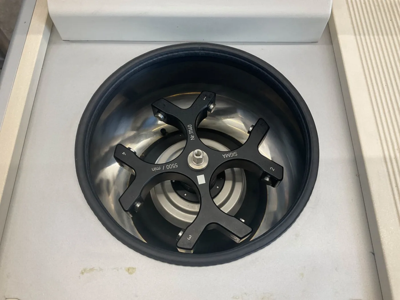 Sigma 4k10, Lab centrifuge - Miscellaneous - 8