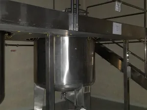 SERBATOIO INOX – ZANCHETTA – Mod. 3200 L