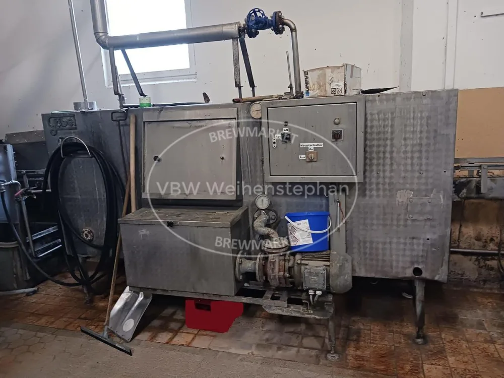 Crate washer