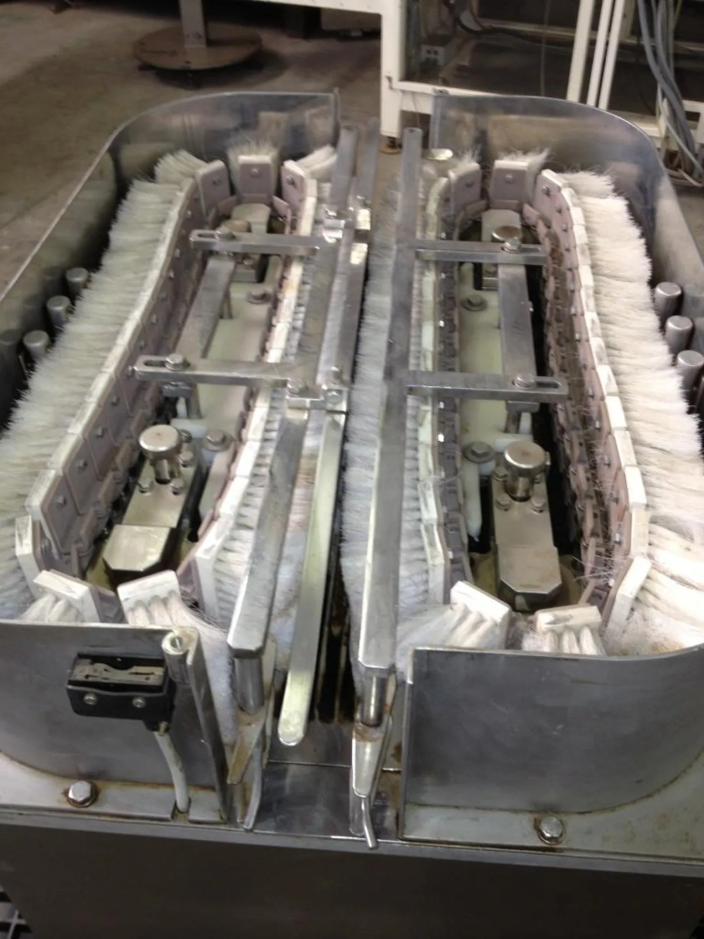 PULITRICE FLACONI – SATEM - 7