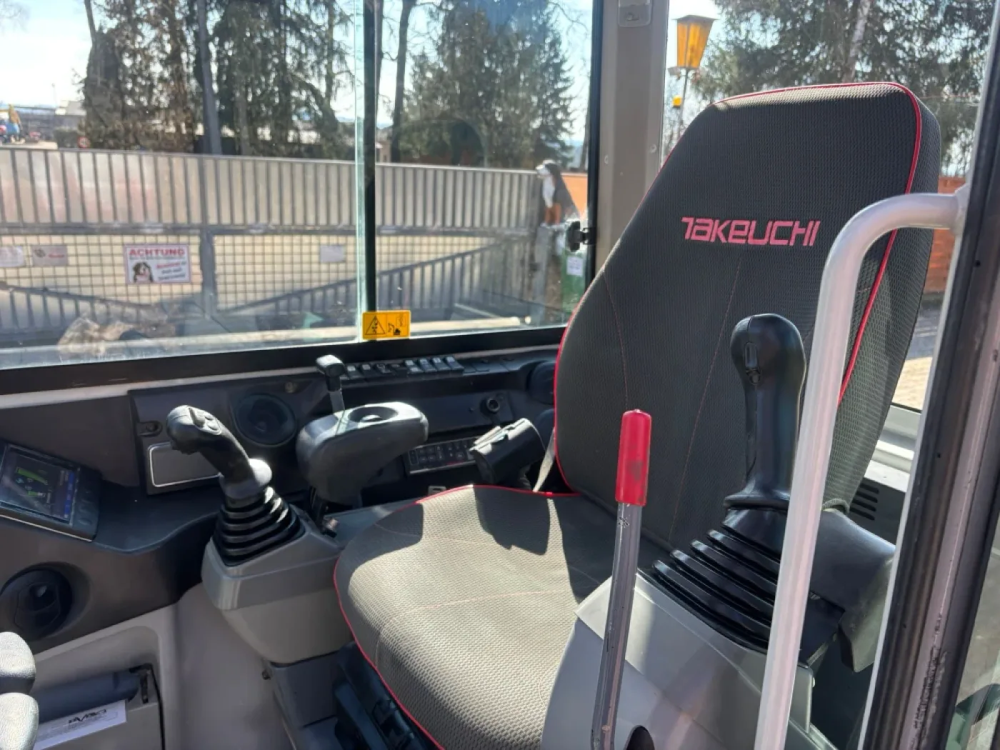 Takeuchi - TB 230 - 6