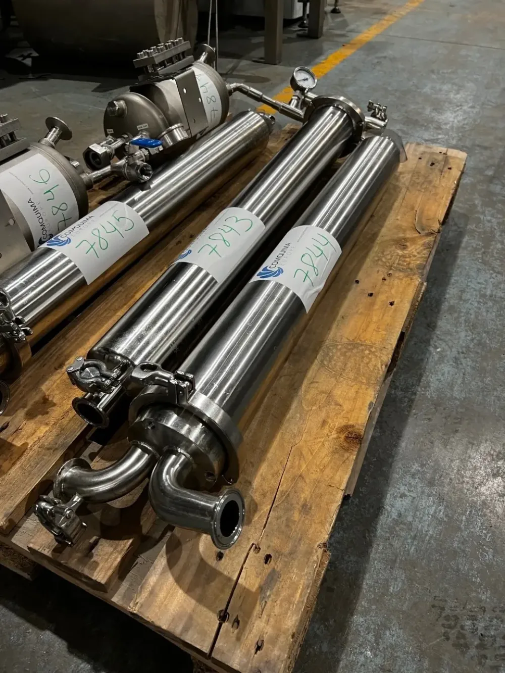 USED MILLIPORE SERIES 3000 T-LINE SINGLE-ROUND HOUSINGS STAINLESS STEEL FILTER 6.3 LITERS