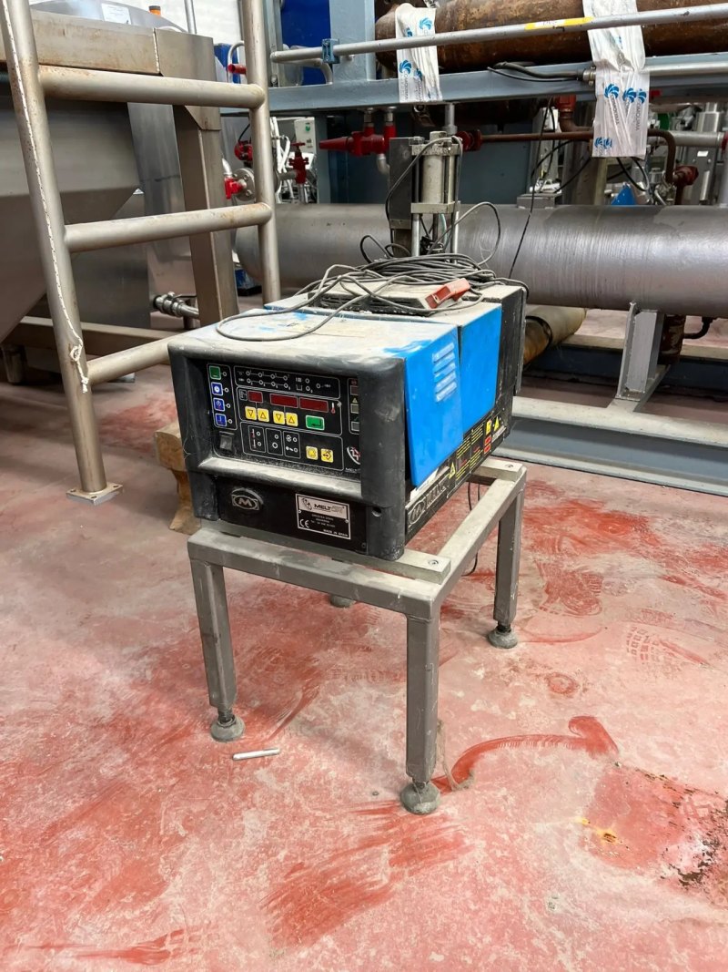 MELTON 4KG A1402 HOT MELT ADHESIVE APPLICATOR