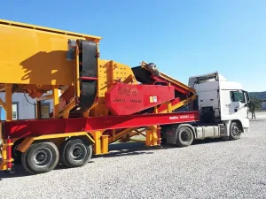 Mobile Secondary Impact Crusher — M-DMK Series