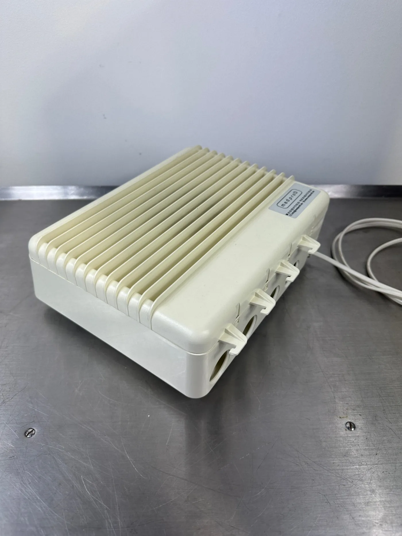 Medprod 4-fach Schlauchtrockner – für CPAP / Narkose / Beatmungsschläuche - 2