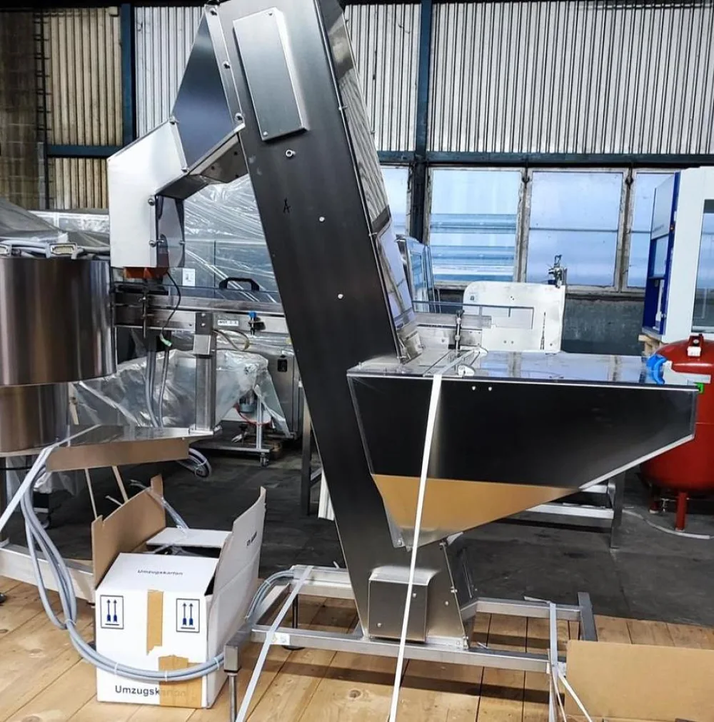 Ozaf E-15 AG Automatischer Zuführelevator mit Ozaf Automatischer Auflockerungsvorrichtung