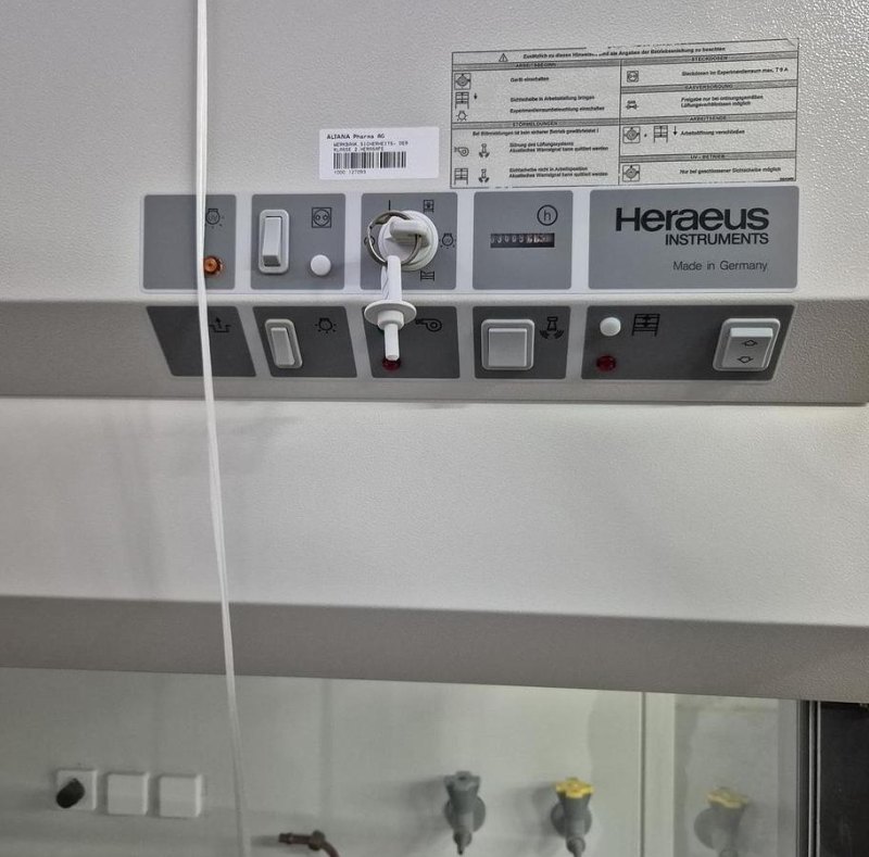 Heraeus Herasafe Sicherheitswerkbank HS 15 Klasse 2
