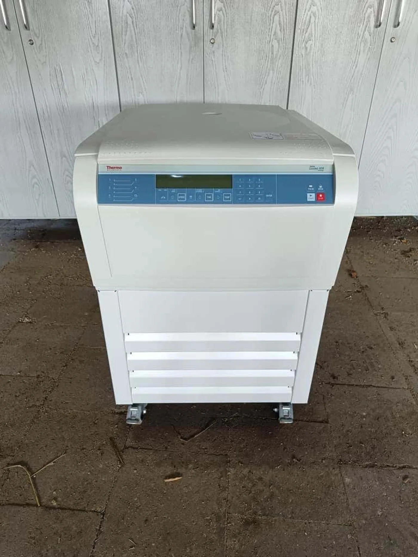Thermo Scientific Sorvall Legend XFR Centrifuge - 1