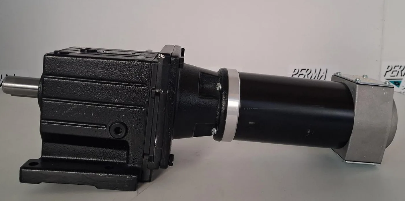 Lenze GST05-2N VBR 1B Getriebemotor - 2