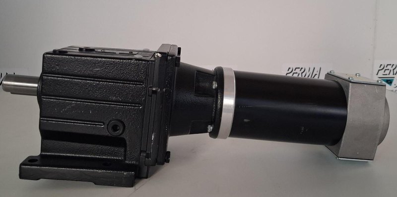 Lenze GST05-2N VBR 1B Getriebemotor