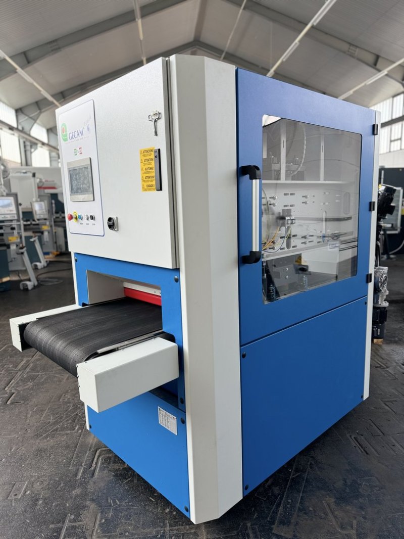 Entgrat- und Kantenverrundungsmaschine G 65 RX