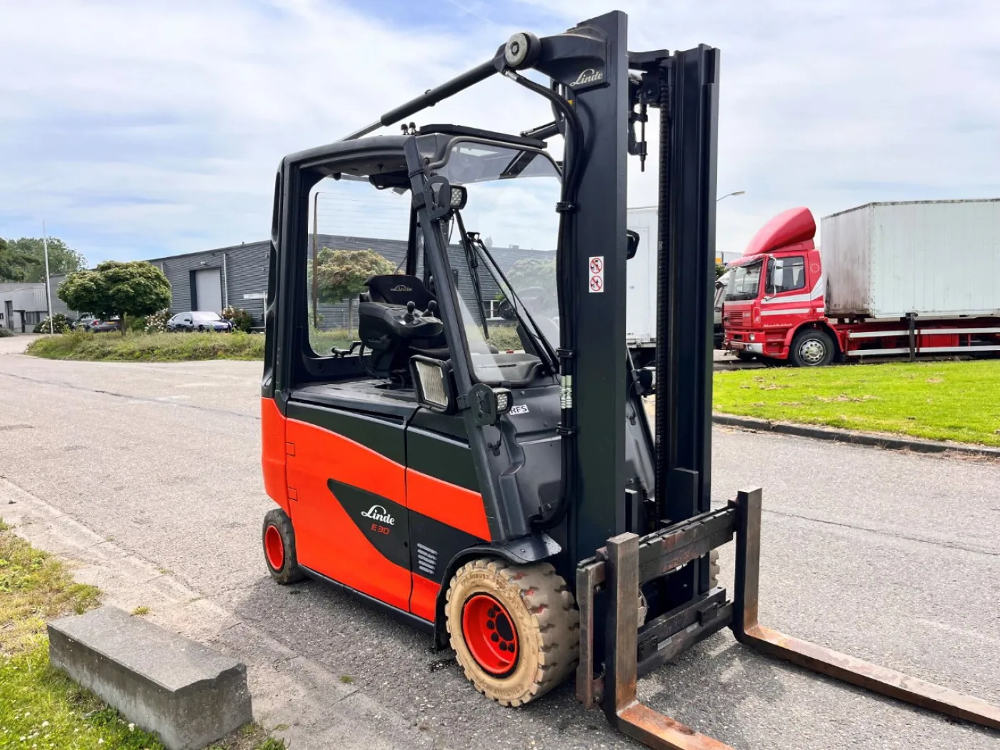 Linde E30HL-01/600 - 3