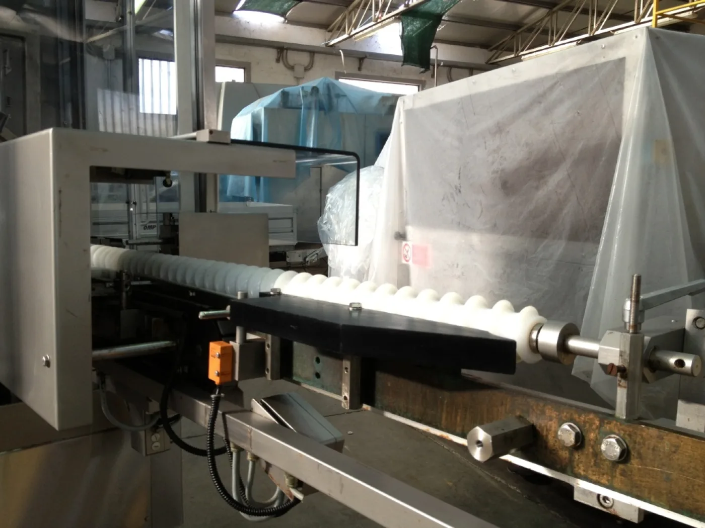 TAPPATRICE ROTATIVA – BOSCH – MOD. VRM 6080 - 7