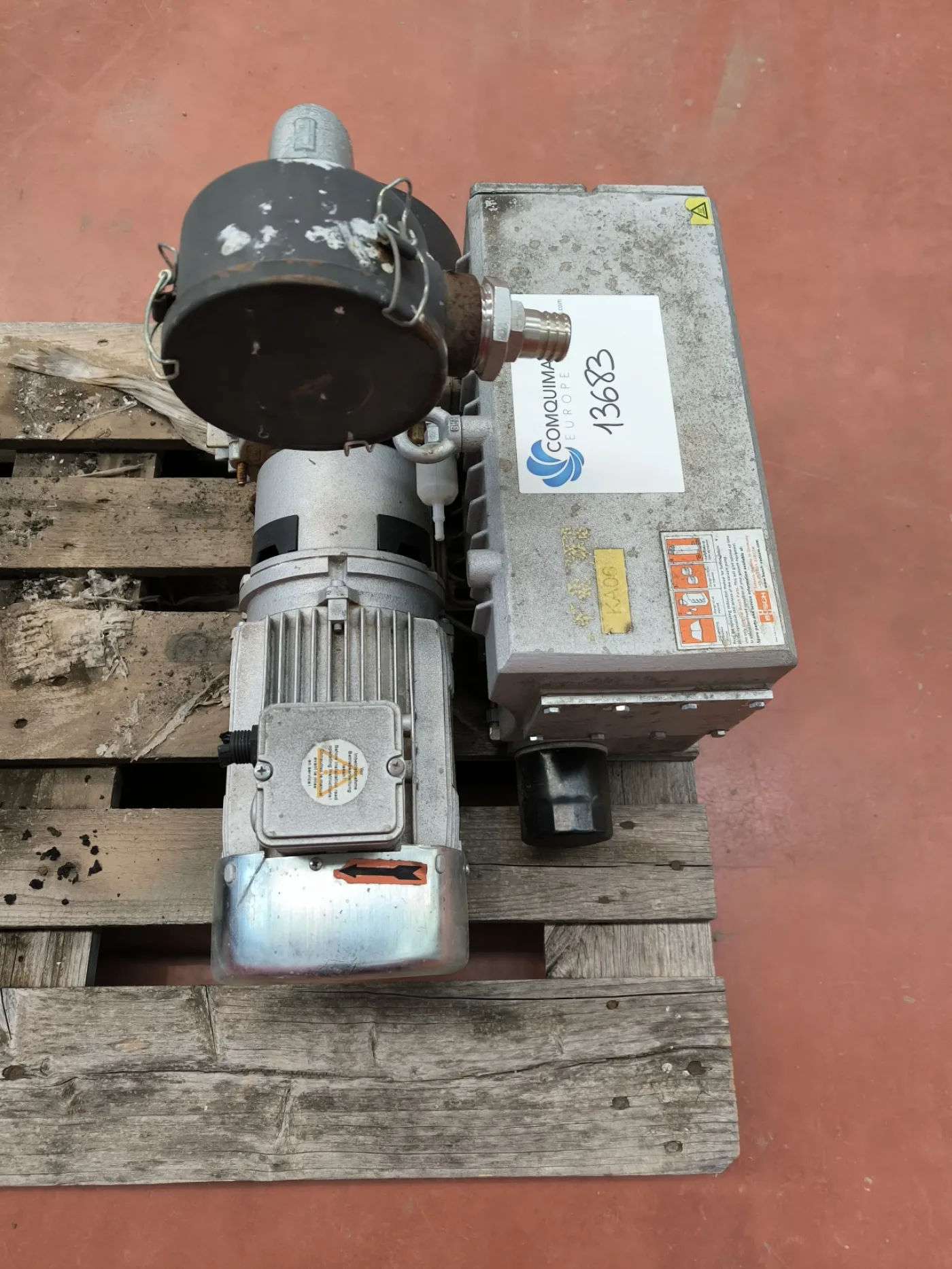 BUSCH RA 0063 F VACUUM PUMP - 3