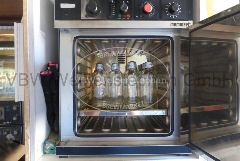 incubator