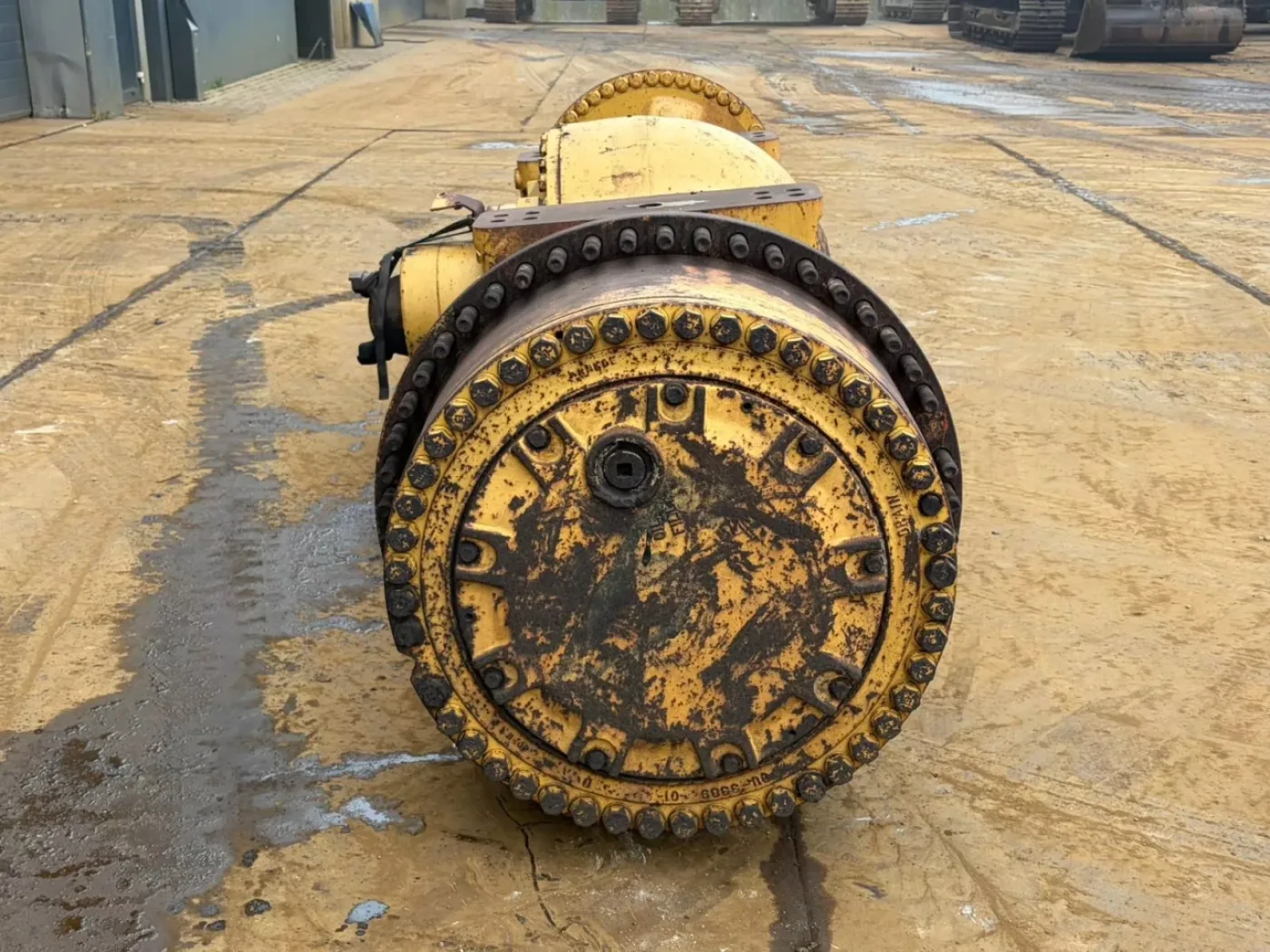 Caterpillar 990 axle - 4