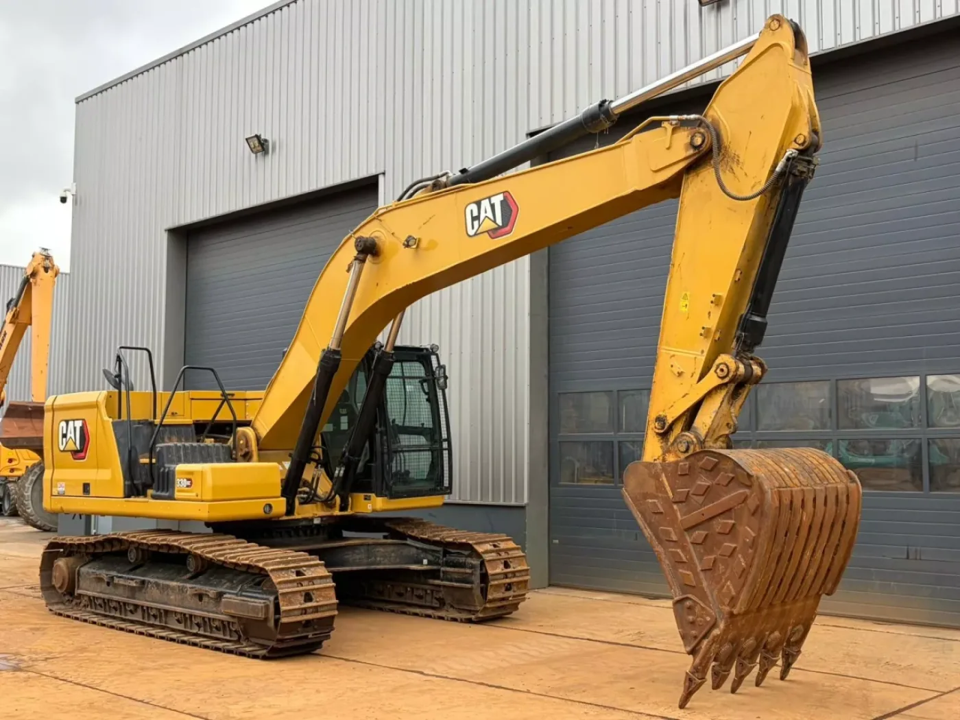 Caterpillar 330GC – 07H LRC – Tier 2 engine - 7