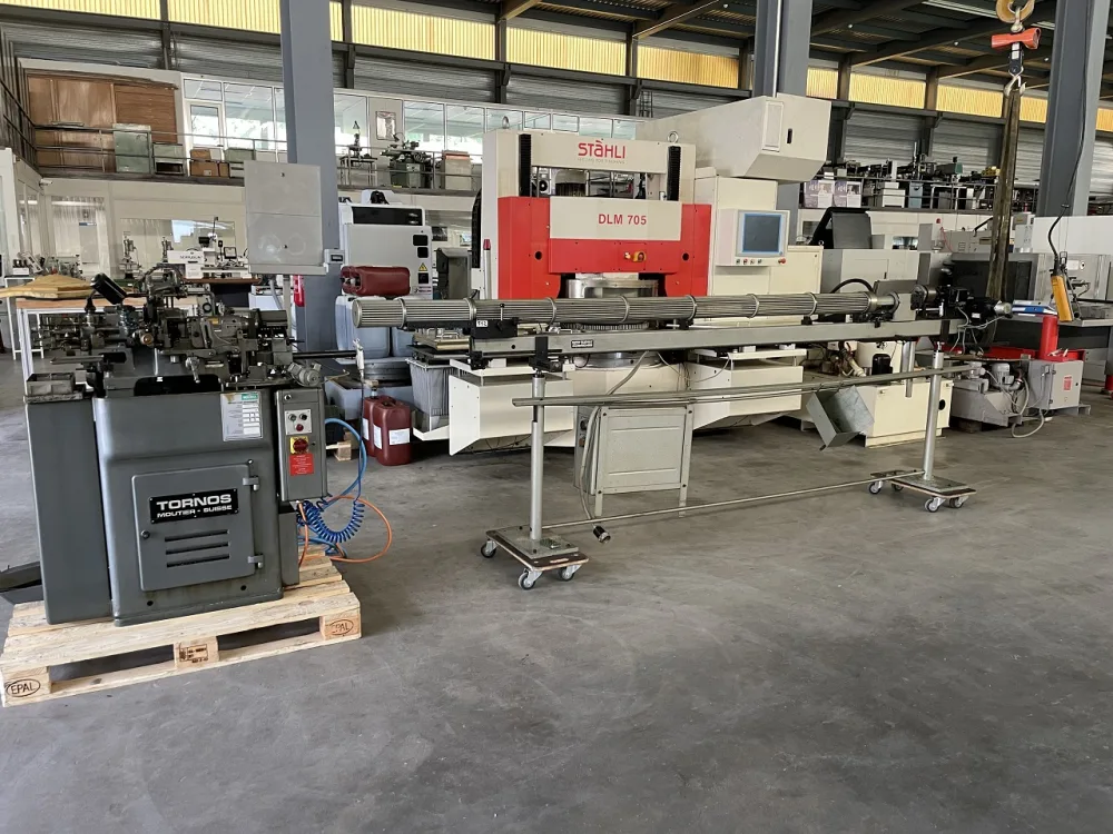 TOUR AUTOMATIQUE A DECOLLETER “TORNOS” TYPE T-4