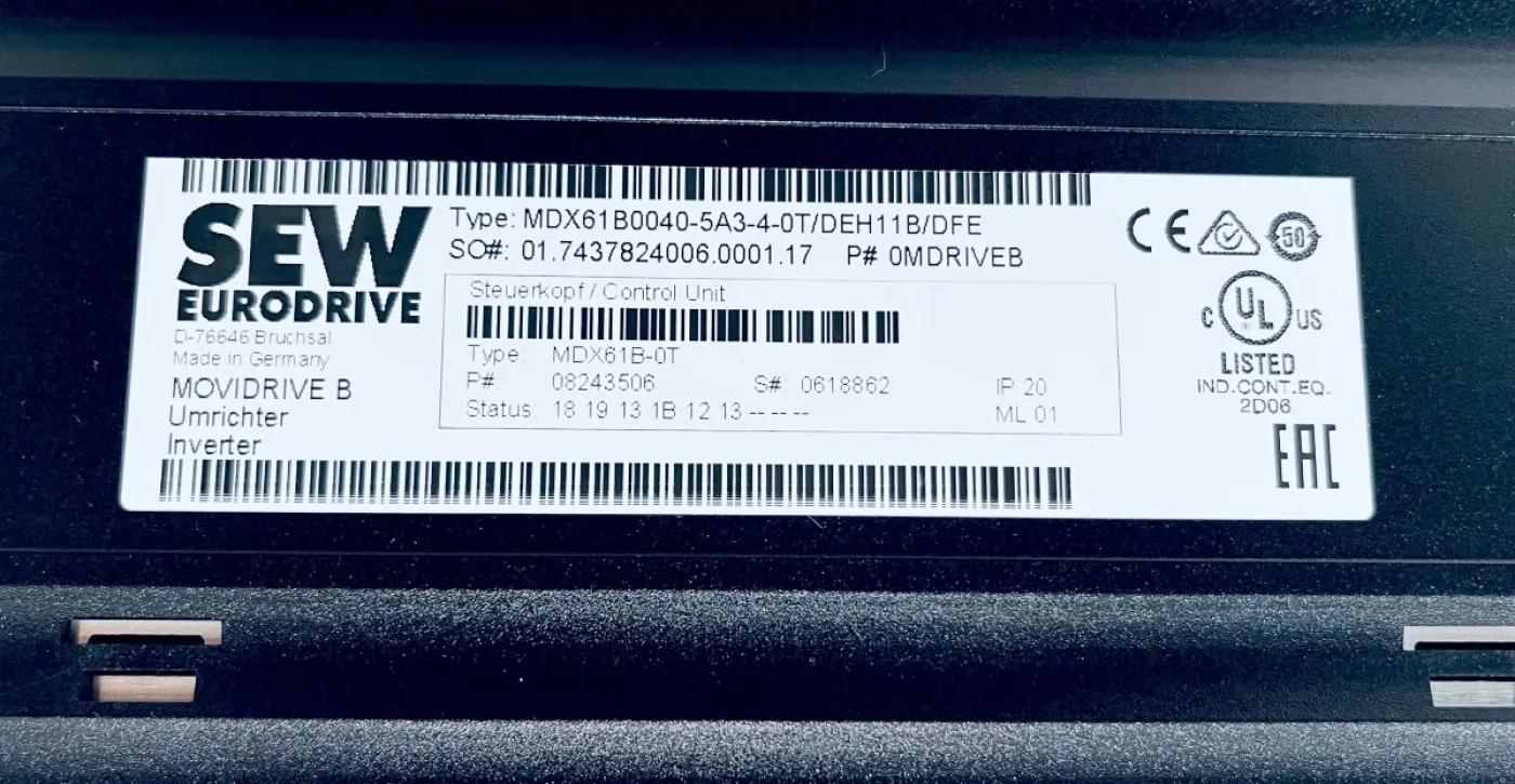 SEW Eurodrive MDX61B0040-5A3-4-0T Movidrive B Umrichter - 3