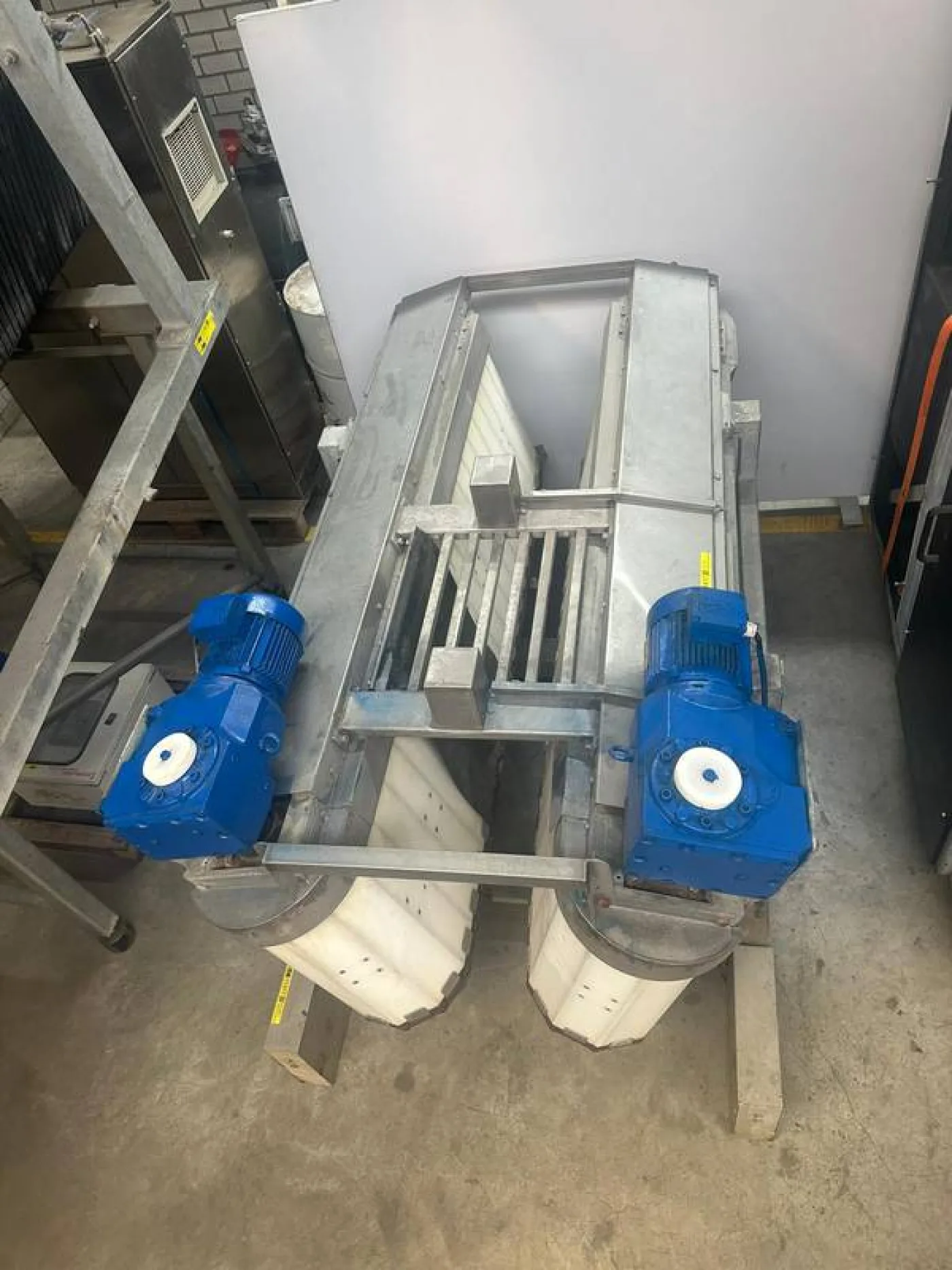 Restrainer with weighing function - 5
