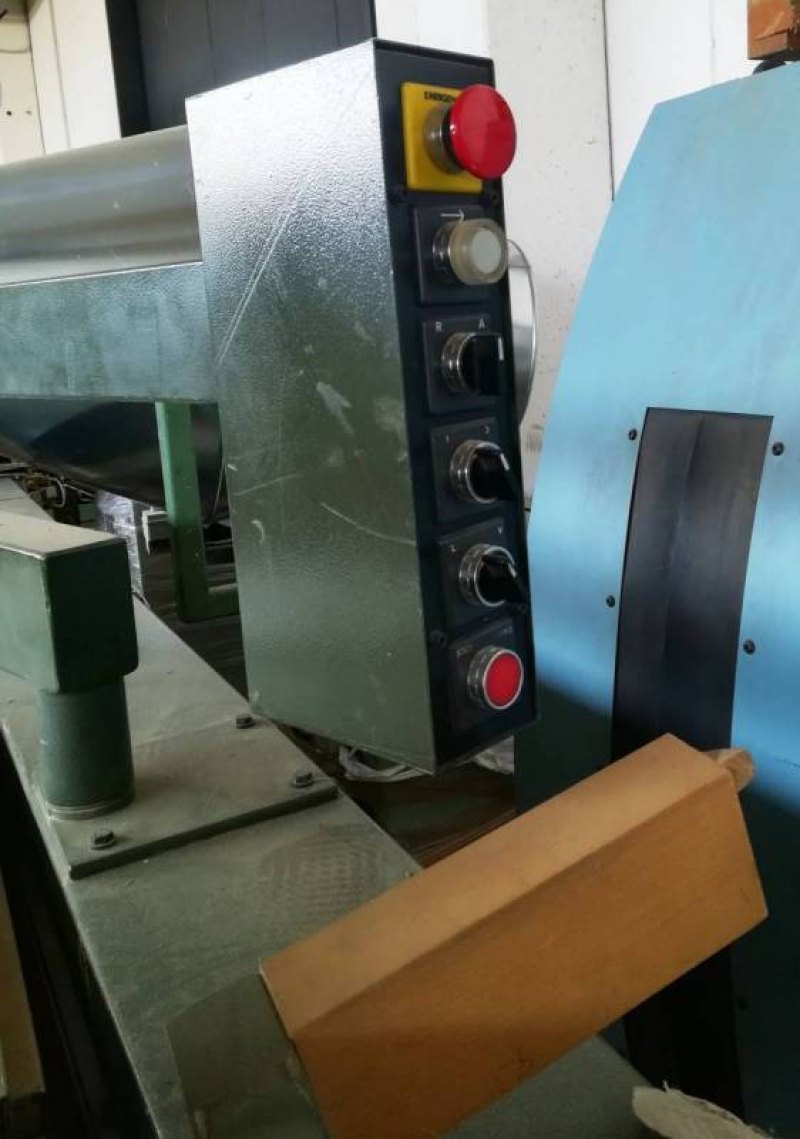 SEZIONATRICE SCM MOD. Z32