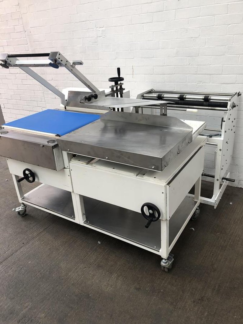 BlueBird Swallow semi automatic L Sealer 600 by 600 Seal area