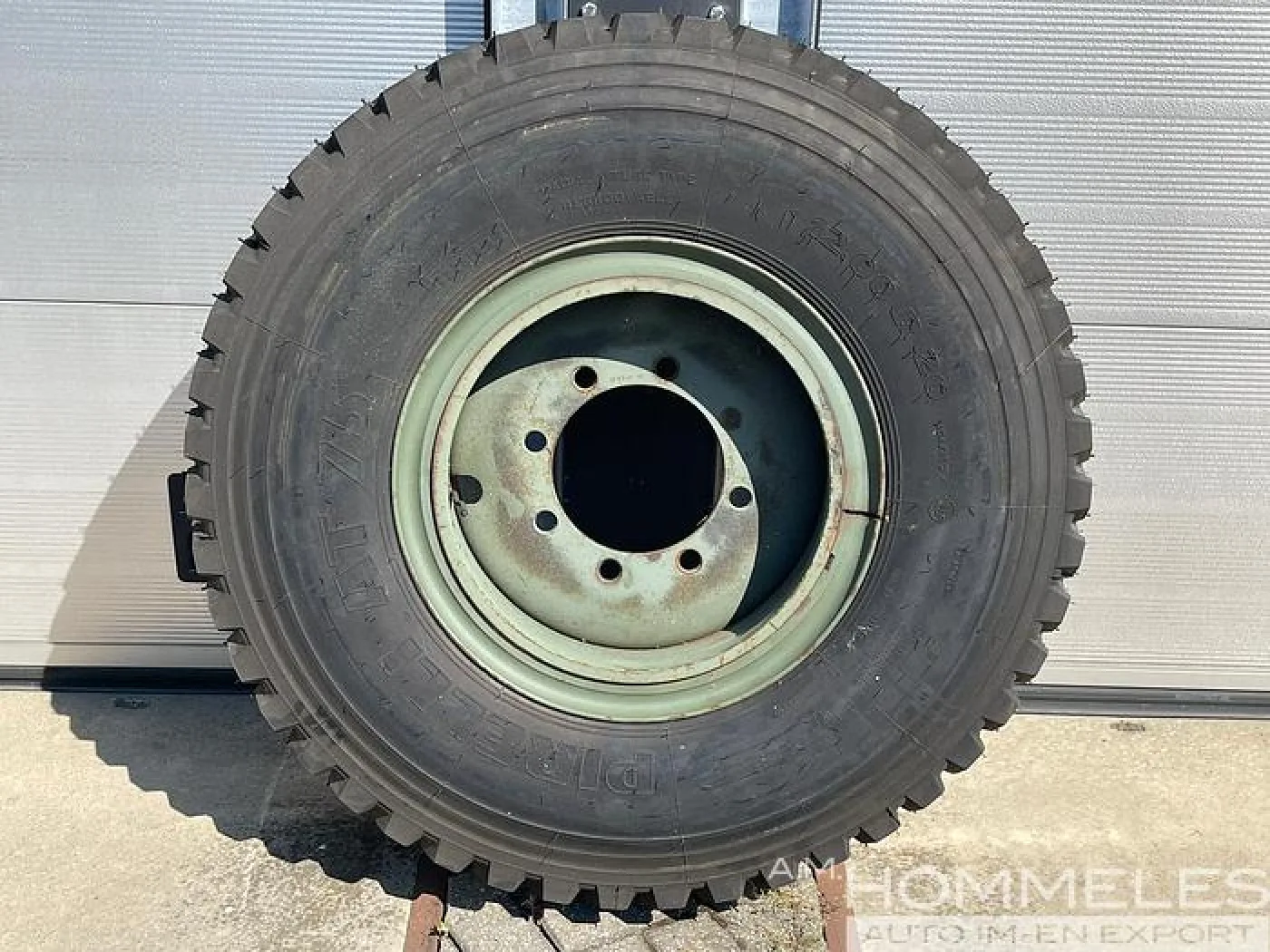 Pirelli AT75 12.00R20 - 1