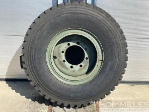 Pirelli AT75 12.00R20