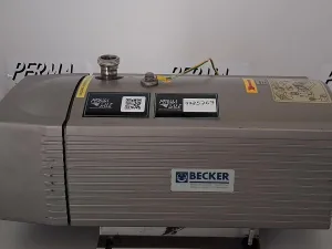 Becker VT 4.40 Vakuumpumpe