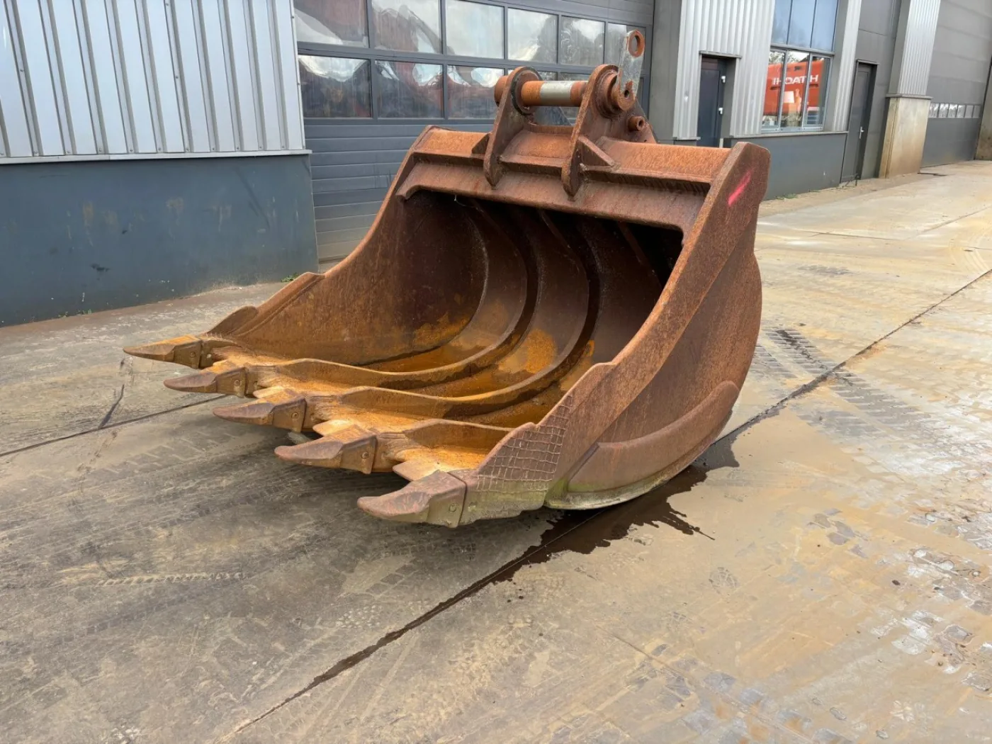 Excavator bucket Cat 365 - 1