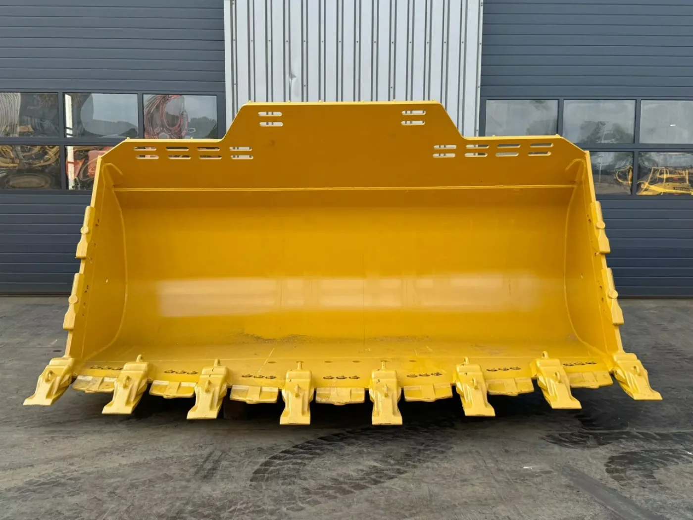 Caterpillar Loader Bucket CAT 988K – 6.9m3 / 158in - 8